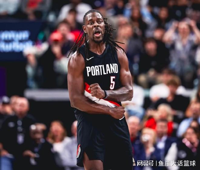 快船篮板劣势三分低迷遭开拓者击溃 泰伦卢揽责