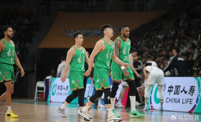 辽宁队签新援莱迪大胜四川 青年军崛起冲击季后