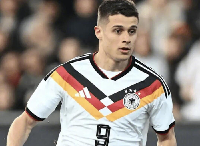 阿森纳领跑特雷索尔迪转会争夺 青年前锋引豪门